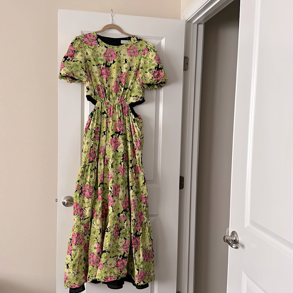 WAYF cutout maxi dress. Size L. Excellent condition.